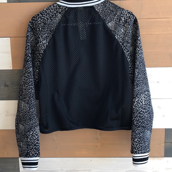 Fabletics Running Jacket - Picture 6 of 7